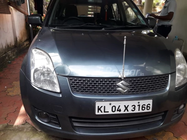 MARUTI SUZUKI SWIFT