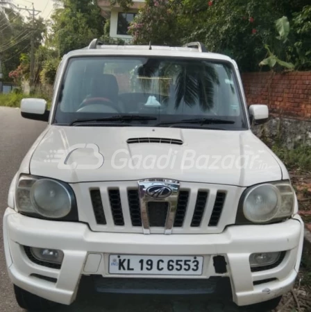 MAHINDRA Scorpio [2009-2014]