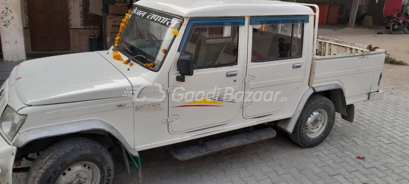 MAHINDRA Bolero Camper