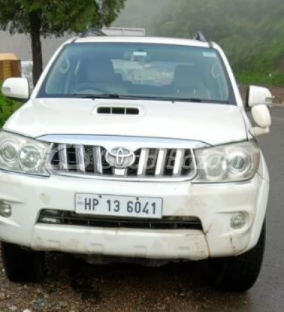 TOYOTA FORTUNER