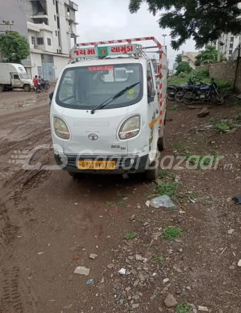 MAHINDRA Bolero Power+