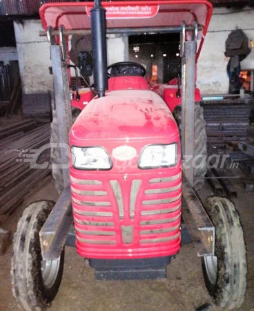 MAHINDRA 585 Di Xp Plus