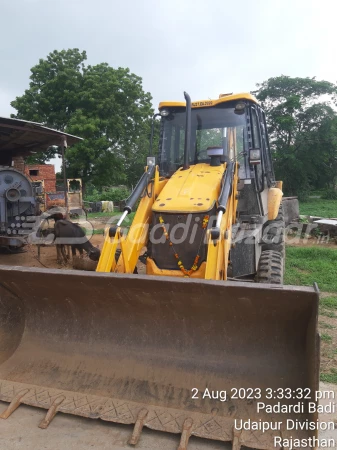 Jcb 3DXL