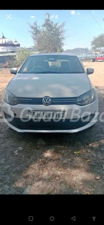 VOLKSWAGEN Polo [2010-2012]