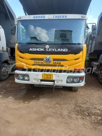 ASHOK LEYLAND AL 2820