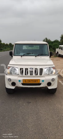 MAHINDRA Bolero Camper