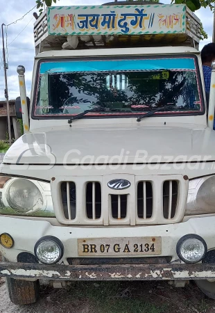 MAHINDRA Bolero Pik-Up