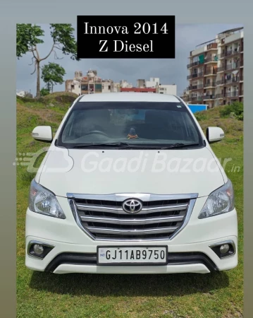 TOYOTA Innova [2013-2014]