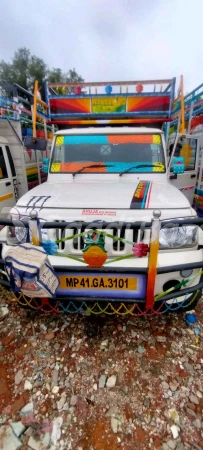 MAHINDRA Bolero Pik-Up