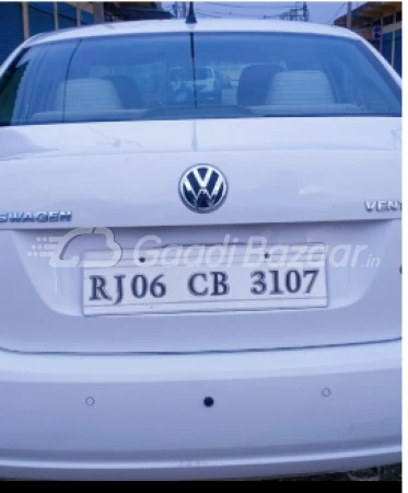 VOLKSWAGEN Vento [2010-2012]