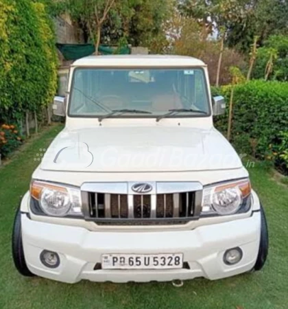 MAHINDRA Bolero Power+