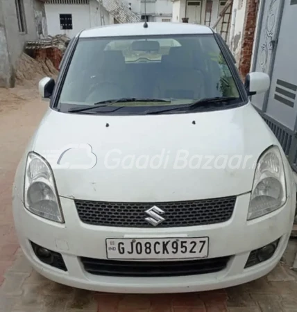 MARUTI SUZUKI SWIFT