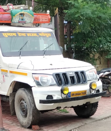 MAHINDRA Bolero Camper