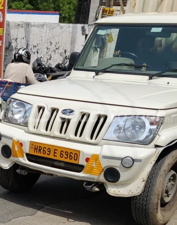 MAHINDRA BOLERO