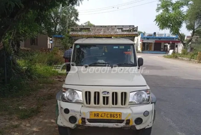 MAHINDRA Bolero Pik-Up