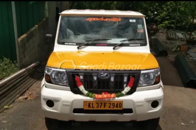 MAHINDRA Bolero Pik-Up