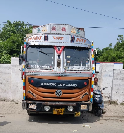 ASHOK LEYLAND AL 1916