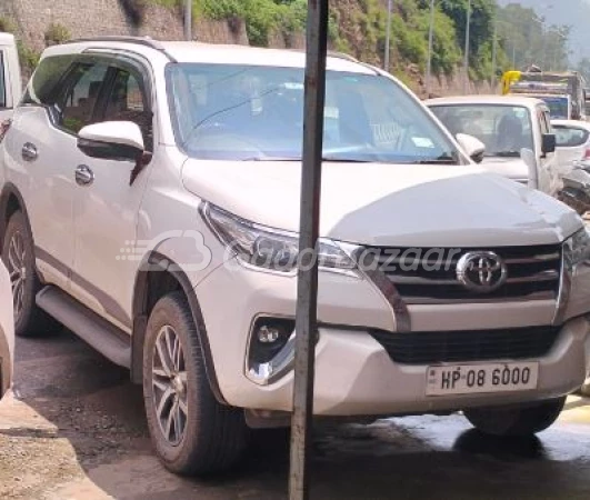 TOYOTA FORTUNER