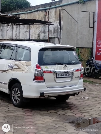 TOYOTA Innova [2015-2016]