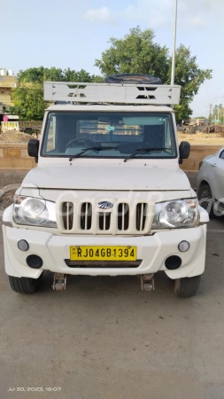 MAHINDRA Bolero Maxitruck Plus