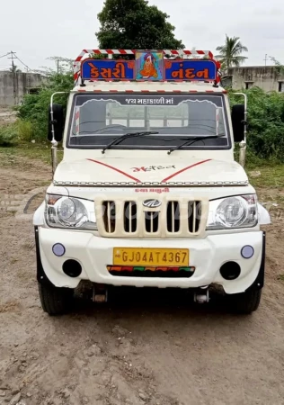 MAHINDRA Bolero Maxitruck Plus