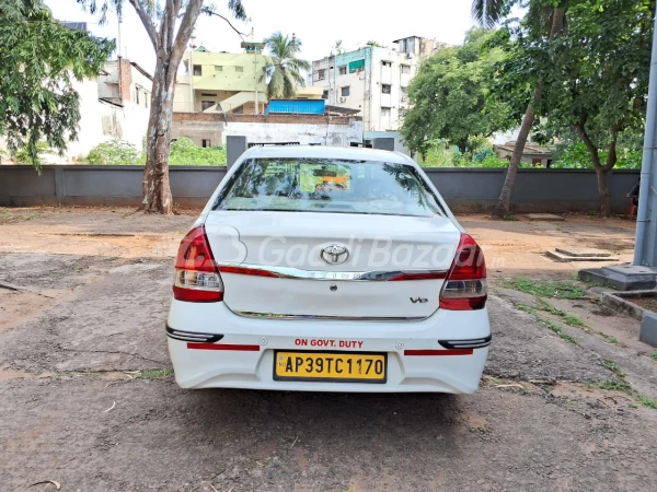 TOYOTA Etios Cross