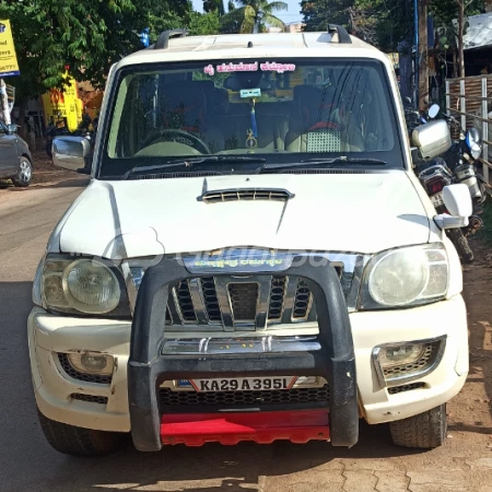 MAHINDRA SCORPIO