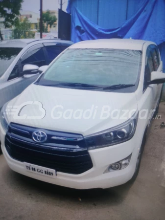 TOYOTA INNOVA CRYSTA