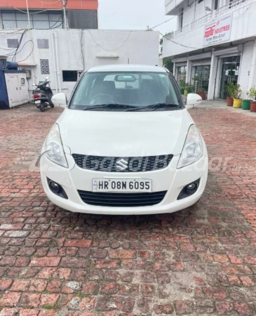 MARUTI SUZUKI SWIFT