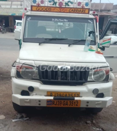 MAHINDRA Bolero Pik-Up