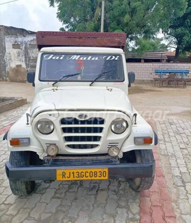 MAHINDRA Bolero Pik-Up