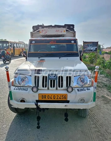 MAHINDRA Bolero Pik-Up