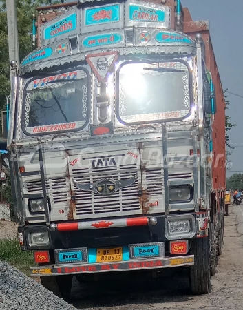 MAHINDRA LPT 3718