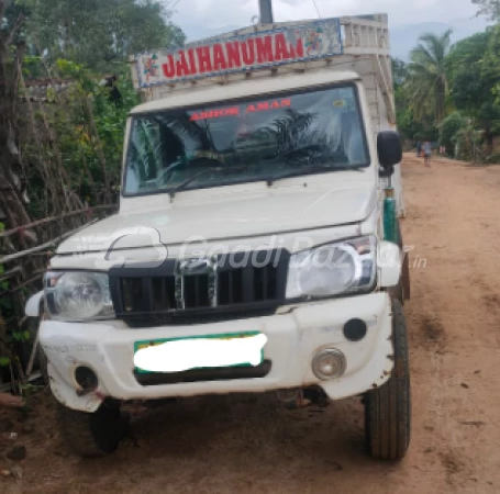 MAHINDRA Bolero Pik-Up