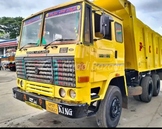 ASHOK LEYLAND 2518