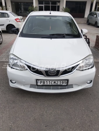 TOYOTA Etios Liva [2011-2013]