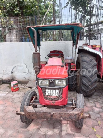 MAHINDRA Yuvraj 215 Nxt