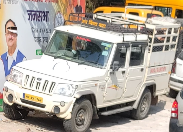 MAHINDRA Bolero Camper