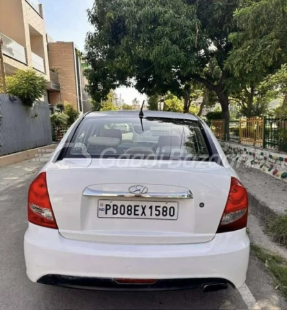 HYUNDAI VERNA