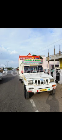 MAHINDRA Bolero Pik-Up