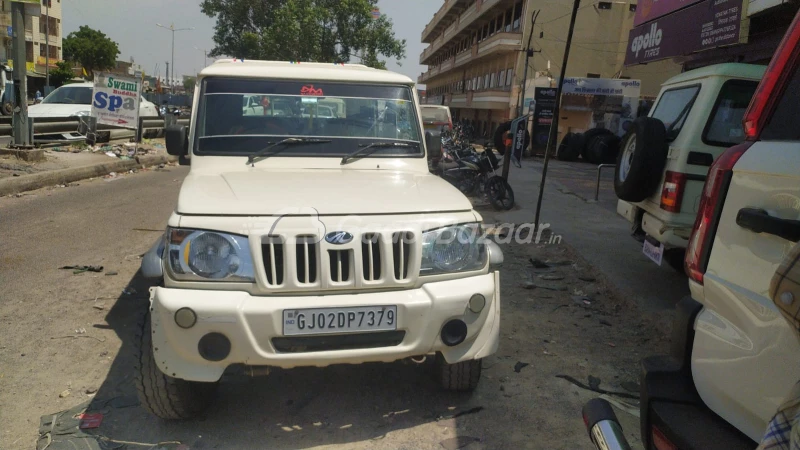 MAHINDRA Bolero Camper