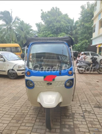 Mahindra Treo Yaari 