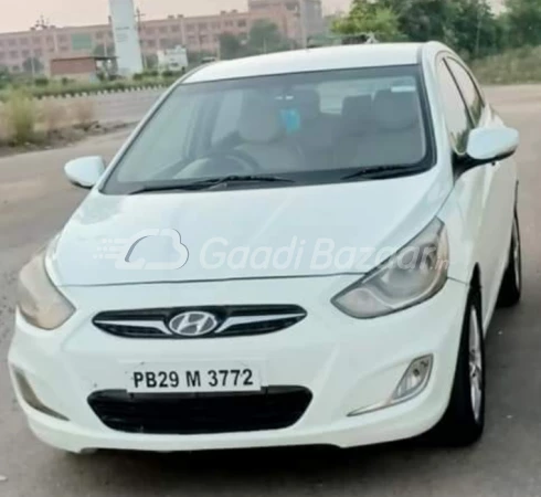 HYUNDAI Verna [2011-2015]