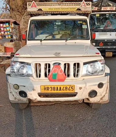 MAHINDRA BOLERO