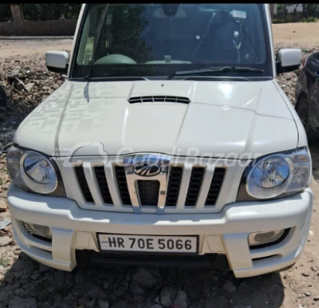 MAHINDRA SCORPIO