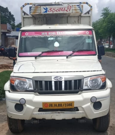 MAHINDRA Bolero Pik-Up