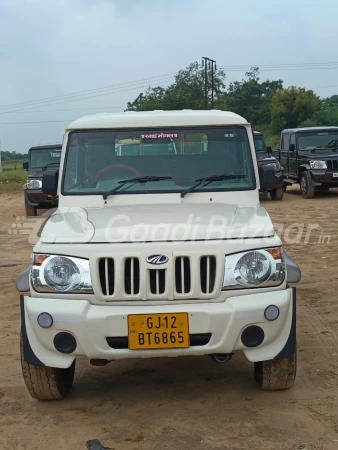 MAHINDRA Bolero Camper