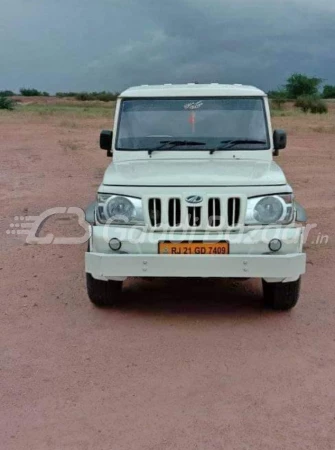 MAHINDRA Bolero Camper