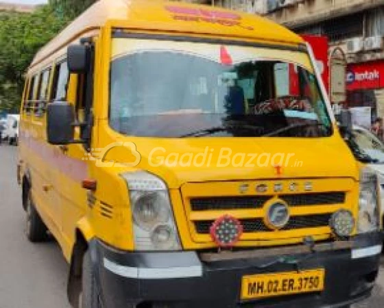 FORCE MOTORS TRAVELLER T1