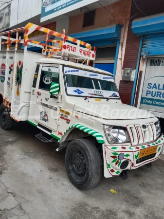 MAHINDRA Bolero Maxitruck Plus